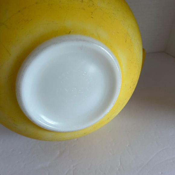 Vintage Pyrex - Picture 4 of 5